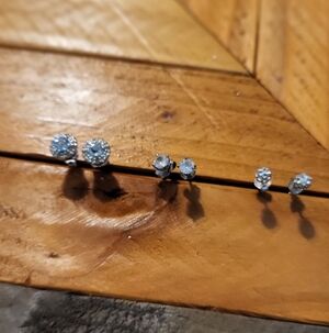 Elegant Silver Stud Earrings Set